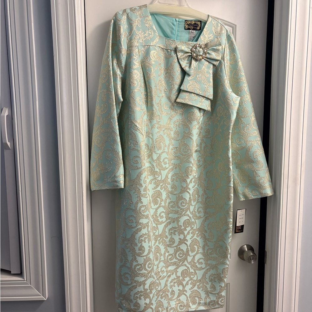 Champagne Women's Mint and Gold Brocade Midi Dress